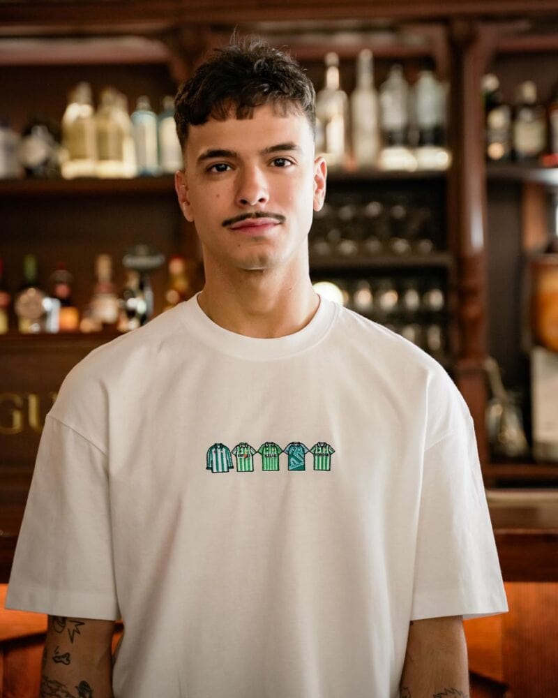 camiseta oversize verdiblanca