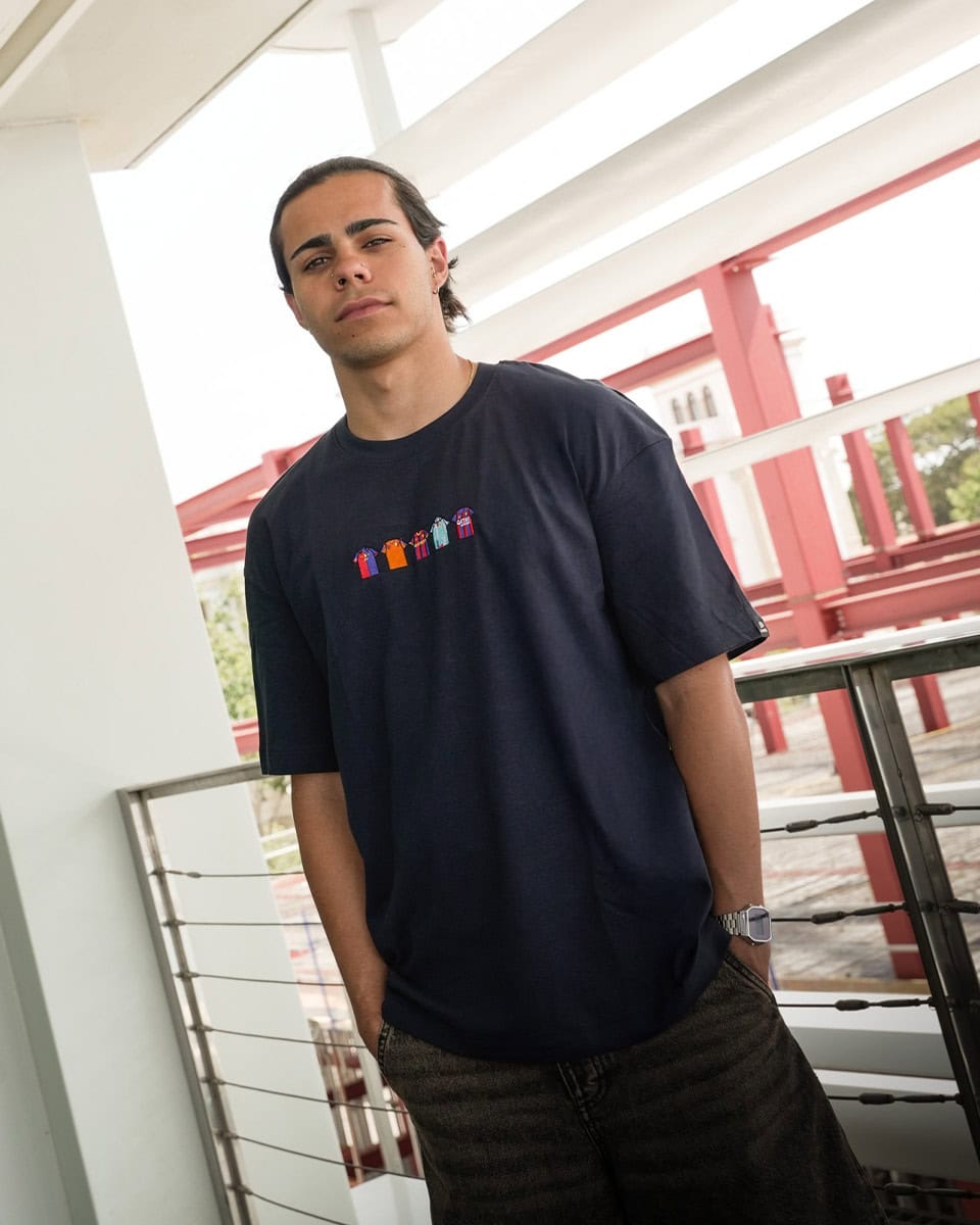 camiseta oversize barna (5)