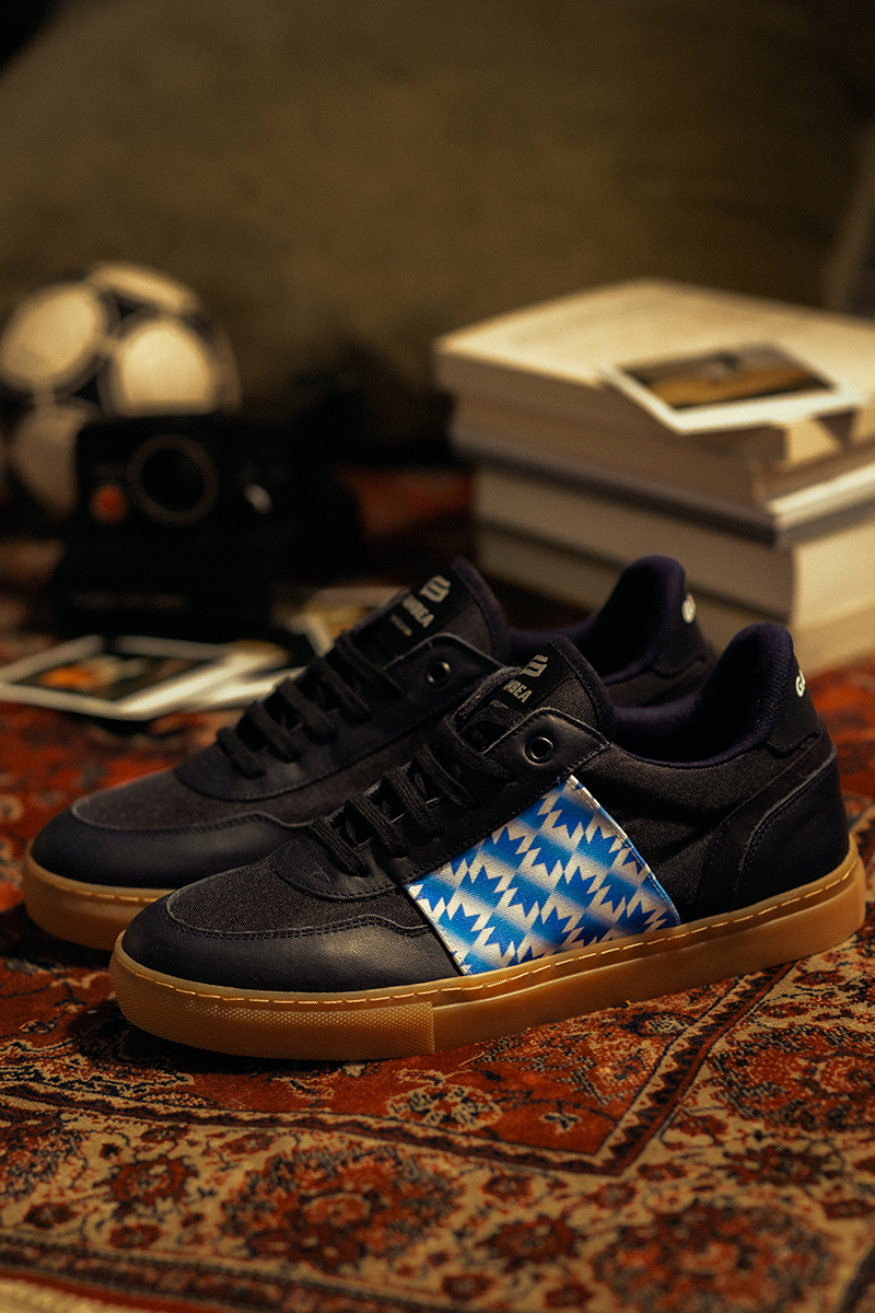 MANCHESTER 90 Shoes
