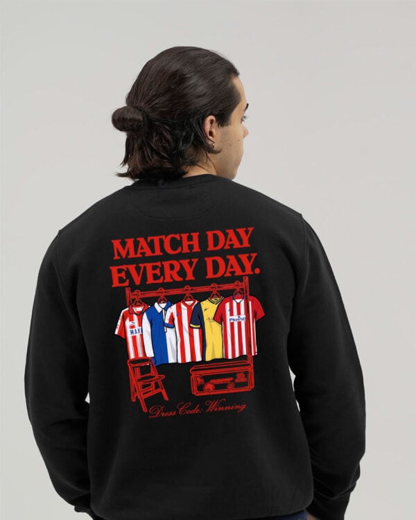 sudadera negra rojiblanca matchday 33