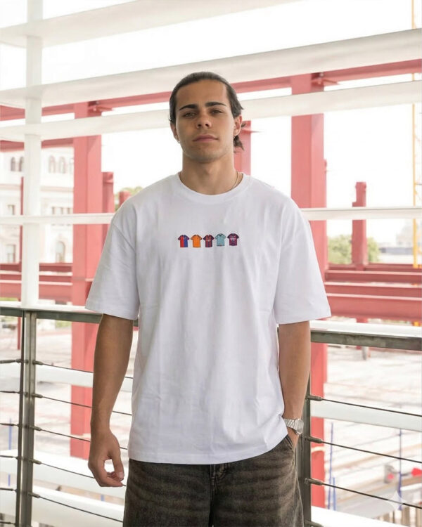 camiseta oversize barna balnca 2