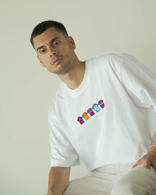 Camiseta Oversize Aficion Barna blanca