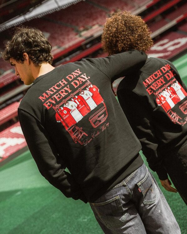 GAMBEA ® Tienda de Moda Inspirada En Fútbol - Envío Gratis 9 sudadera benfica matchday 0013 DSC7137